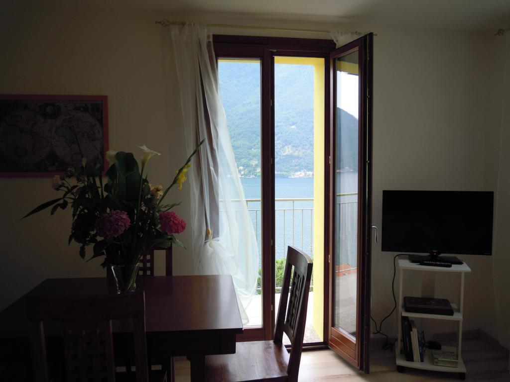 Balcone Dei Limoni Lägenhet Nesso Rum bild